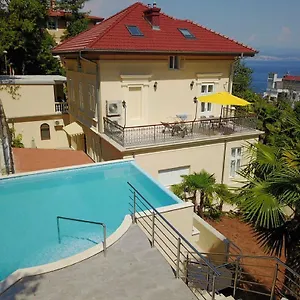 Lejlighed Atta, Opatija